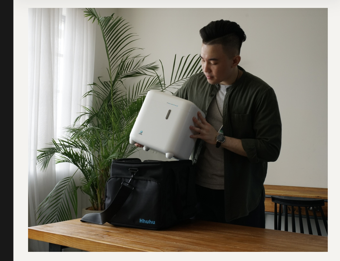 Hhuhu 500 Plus packed into its optional travelling bag