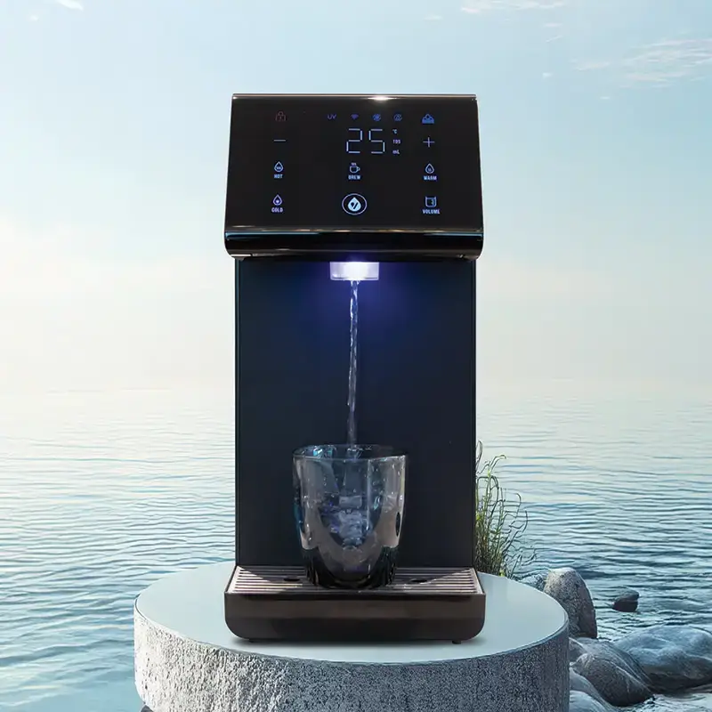 Carbon Black HydroForm+ dispensing water into a glass